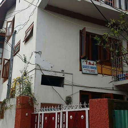 Taj Guest House Srīnagar Exterior foto